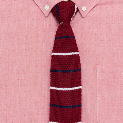 Gestrickte Krawatten Kollektion