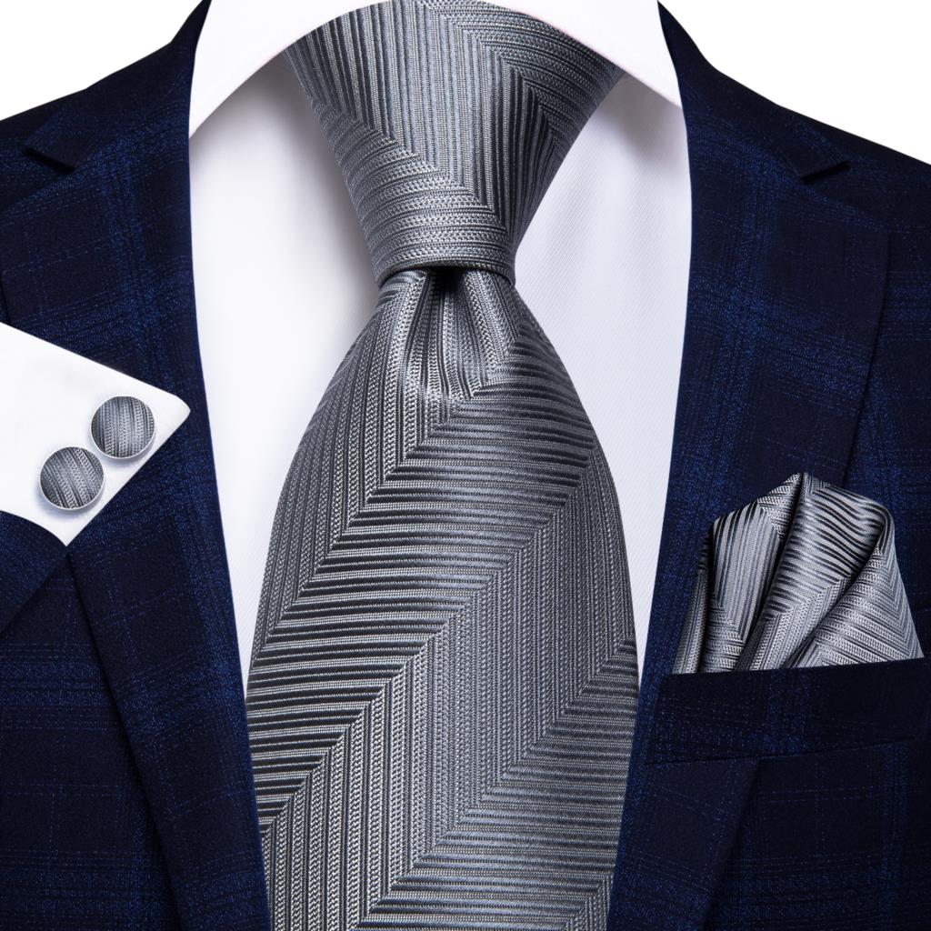 Gestreifte Krawatte Grau Unifarben