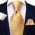 Blumige Krawatte in Gelb und Silber