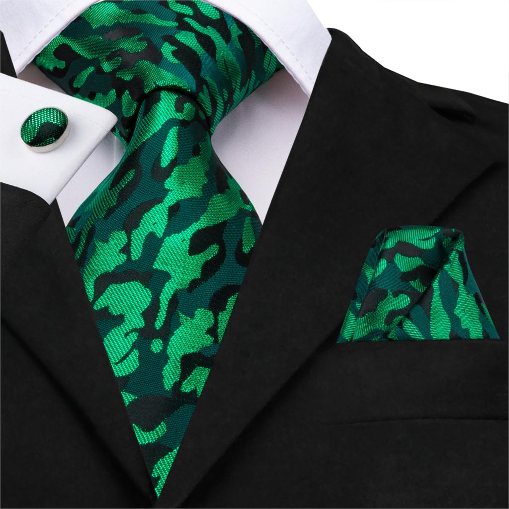 Krawatte Muster Dunkelgrün und Hellgrün