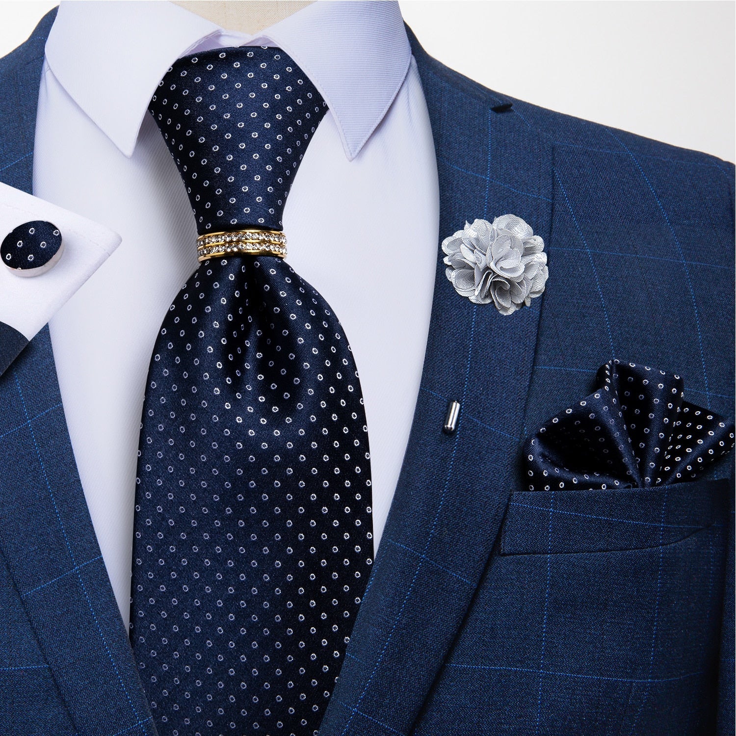 Marineblaue Krawatte mit weißen Punkten