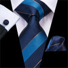 Gestreifte Krawatte in Marineblau, Blau und Beige