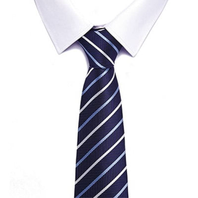 Krawatte Marineblau Schwarzer Anzug
